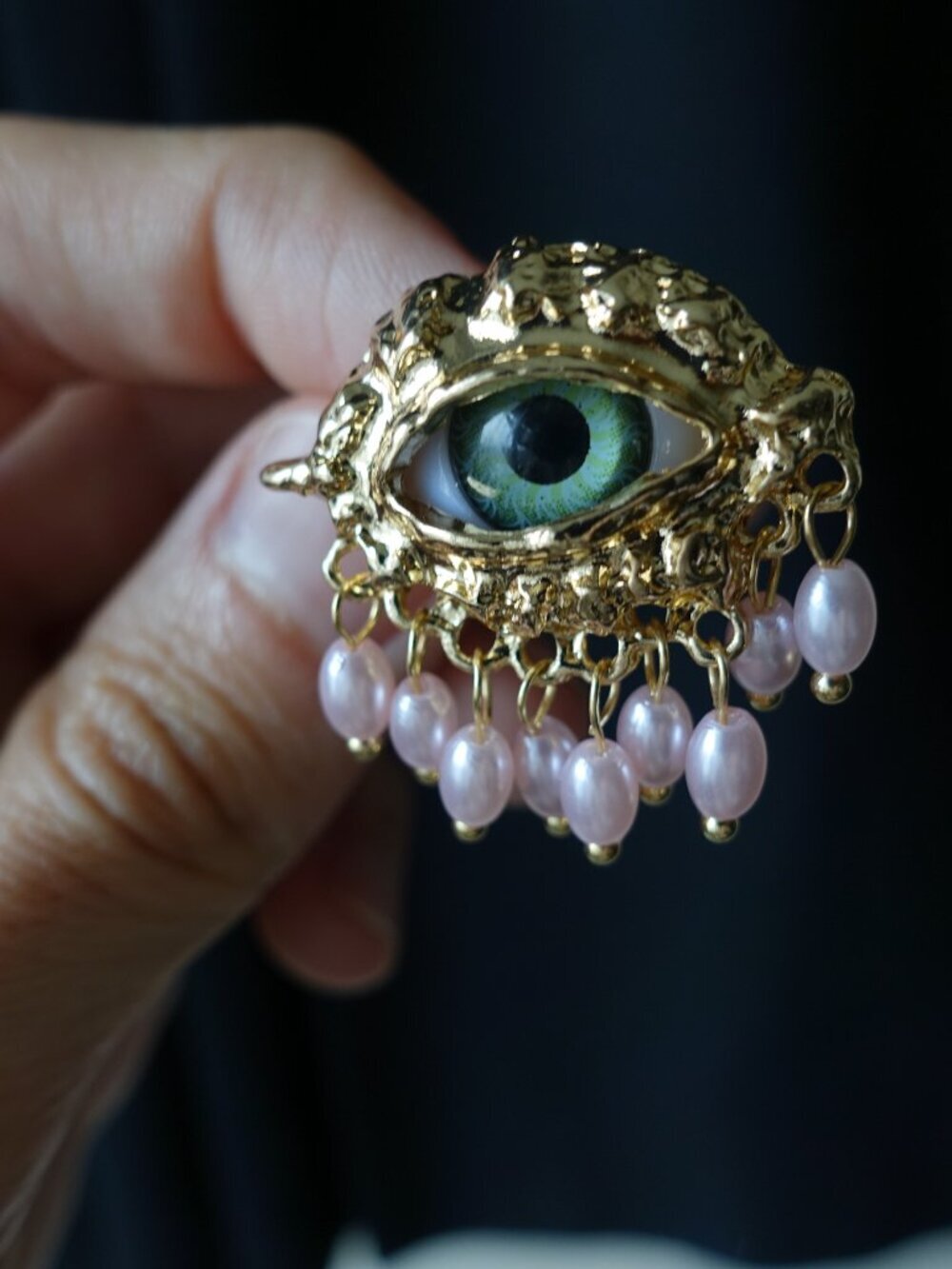 🆕️ Schiaparelli Inspired Style Gold Eye Ring with Pearls NWOT - Picture 2 of 15